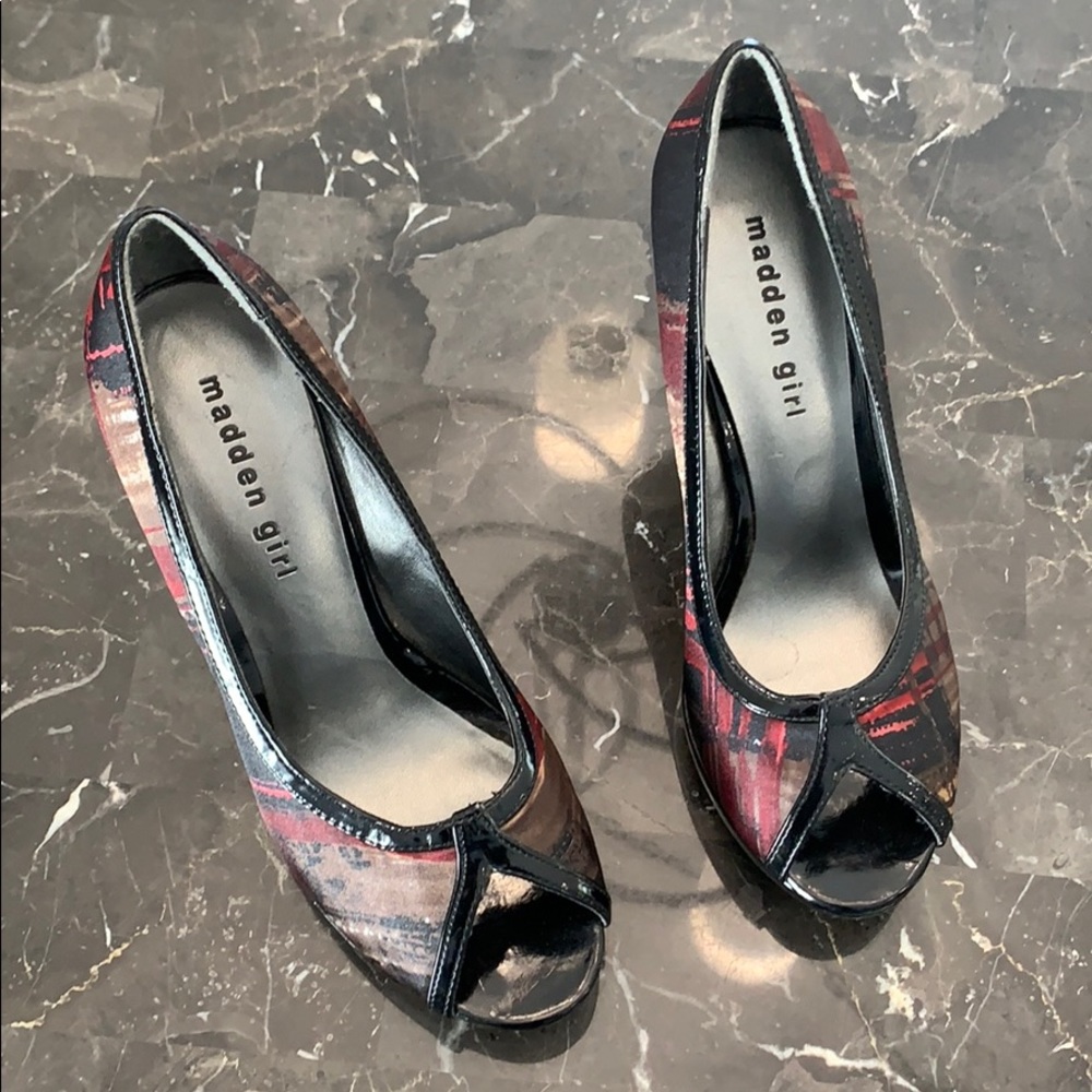 Madden Girl Pumps